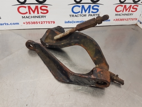 Deutz D7807c, Dx 3.90, 3.70 Sc, Vc6807, 7007, 7207 Differential Lever 04316984 - Rear axle for Farm tractor: picture 2 Deutz D7807c, Dx 3.90, 3.70 Sc, Vc6807, 7007, 7207 Differential Lever 04316984 - Rear axle for Farm tractor: picture 2