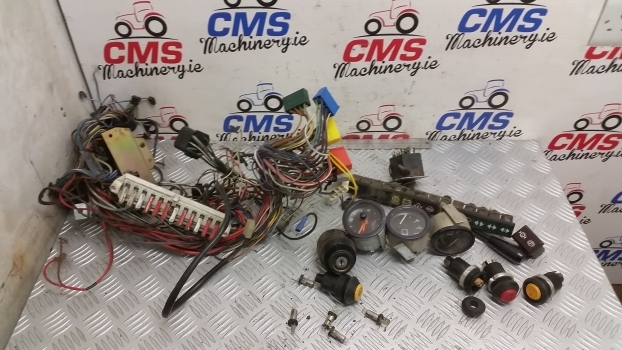 Deutzdx4.70 Electrical Wire, Switches, Fuses, Measuring And Displaying Devices - Electrical system for Farm tractor: picture 3 Deutzdx4.70 Electrical Wire, Switches, Fuses, Measuring And Displaying Devices - Electrical system for Farm tractor: picture 3
