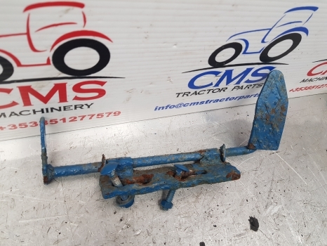 Ford 2000, 3000 Foot Throttle, Accelerator Control Pedal - Fuel processing/ Fuel delivery for Farm tractor: picture 3 Ford 2000, 3000 Foot Throttle, Accelerator Control Pedal - Fuel processing/ Fuel delivery for Farm tractor: picture 3