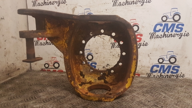 Jcb 3cx Front Axle Steering Spindle Swivel Housing Lhs 448/05101, 448/04008 - Steering knuckle for Backhoe loader: picture 1 Jcb 3cx Front Axle Steering Spindle Swivel Housing Lhs 448/05101, 448/04008 - Steering knuckle for Backhoe loader: picture 1