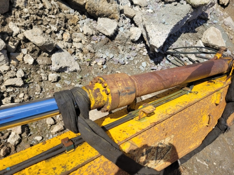 Jcb Jz140, Js130, Js145 Bucket Ram Cylinder 331/41477, 332/k5378, 331/17714 - Hydraulic cylinder for Excavator: picture 3 Jcb Jz140, Js130, Js145 Bucket Ram Cylinder 331/41477, 332/k5378, 331/17714 - Hydraulic cylinder for Excavator: picture 3