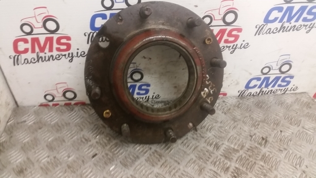 John Deere 40, 41, 50, 55 Series 2950, 3050, 3150, 3350 Front Axle Hub L41928 - Hub for Farm tractor: picture 2 John Deere 40, 41, 50, 55 Series 2950, 3050, 3150, 3350 Front Axle Hub L41928 - Hub for Farm tractor: picture 2