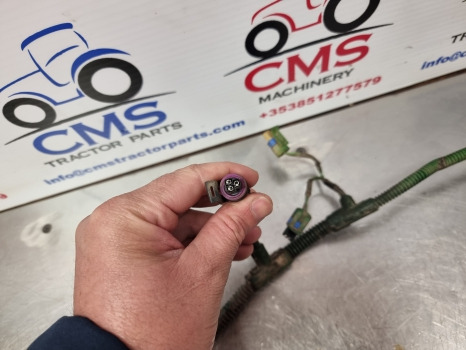 John Deere 6145r, 6m, 6r Series, Front Axle Wiring Loom Al205254 - Cables/ Wire harness: picture 4 John Deere 6145r, 6m, 6r Series, Front Axle Wiring Loom Al205254 - Cables/ Wire harness: picture 4