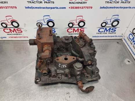 Massey Ferguson 5612, 5600 Hydraulic Valve Cover 4305800h1, 4360782m1 - Hydraulics: picture 2 Massey Ferguson 5612, 5600 Hydraulic Valve Cover 4305800h1, 4360782m1 - Hydraulics: picture 2