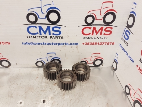 Mccormick Case Mx, Mxc, Mc Mx100, Mx90c, Mc100 Front Axle Hub Gear Kit 247551a1 - Front axle for Farm tractor: picture 2 Mccormick Case Mx, Mxc, Mc Mx100, Mx90c, Mc100 Front Axle Hub Gear Kit 247551a1 - Front axle for Farm tractor: picture 2