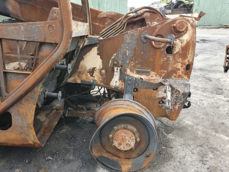 Kramer Kt 407 Front Rear Axle, Engine, Transmission, Frame Parts Nut - Spare parts for Telescopic handler: picture 2 Kramer Kt 407 Front Rear Axle, Engine, Transmission, Frame Parts Nut - Spare parts for Telescopic handler: picture 2