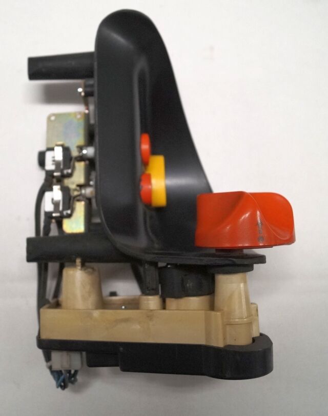 Linde 1443605100 | Rijschakelaar Control handle Control module - Electrical system for Material handling equipment: picture 5 Linde 1443605100 | Rijschakelaar Control handle Control module - Electrical system for Material handling equipment: picture 5