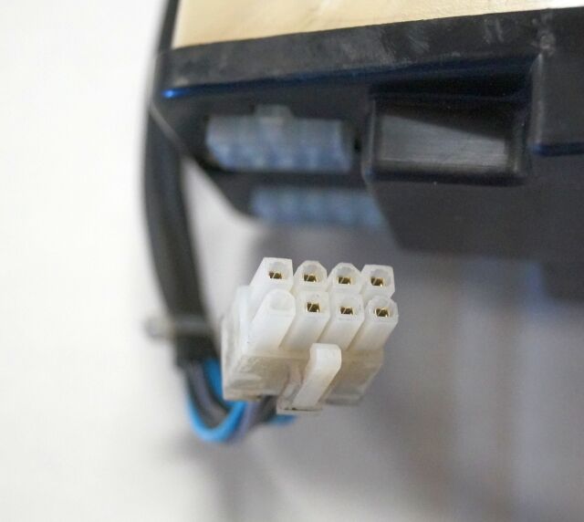 Linde 1443605100 | Rijschakelaar Control handle Control module - Electrical system for Material handling equipment: picture 4 Linde 1443605100 | Rijschakelaar Control handle Control module - Electrical system for Material handling equipment: picture 4