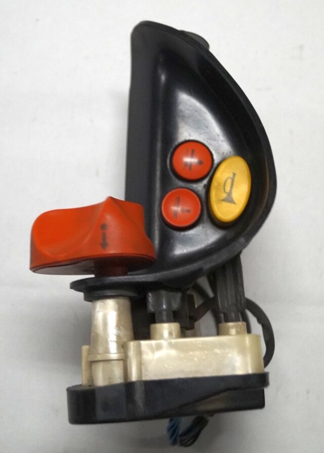 Linde 1443605100 | Rijschakelaar Control handle Control module - Electrical system for Material handling equipment: picture 2 Linde 1443605100 | Rijschakelaar Control handle Control module - Electrical system for Material handling equipment: picture 2