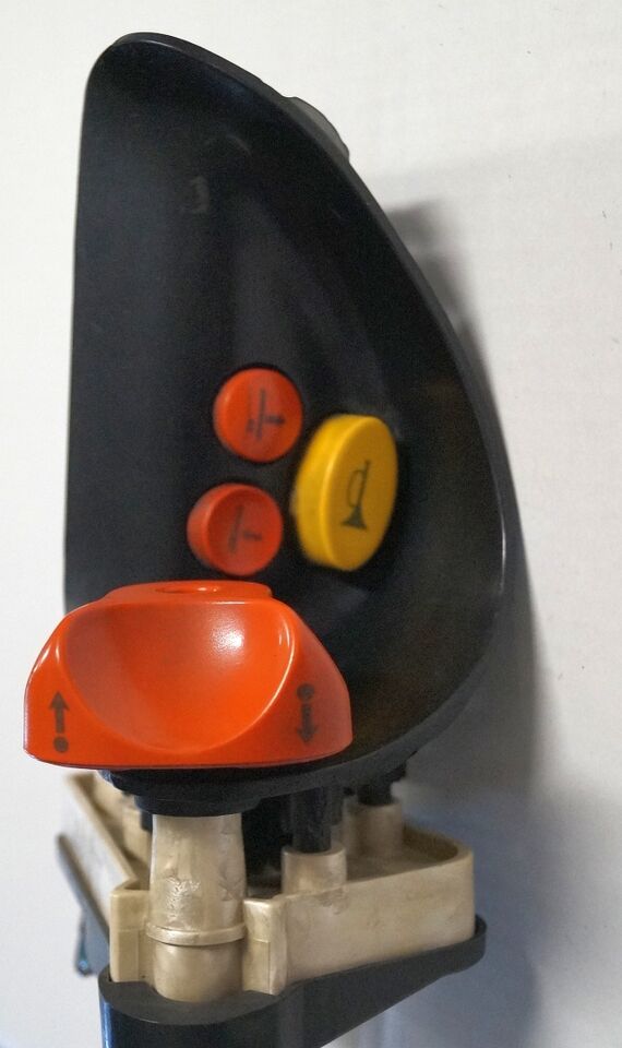 Linde 1443605100 | Rijschakelaar Control handle Control module - Electrical system for Material handling equipment: picture 1 Linde 1443605100 | Rijschakelaar Control handle Control module - Electrical system for Material handling equipment: picture 1