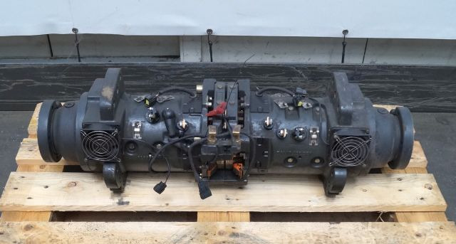 Still 8263500521 | Complete frontaxle with 8263500520 GF116 - Q5 48V104A 4,0 Kw - Electrical system for Material handling equipment: picture 1 Still 8263500521 | Complete frontaxle with 8263500520 GF116 - Q5 48V104A 4,0 Kw - Electrical system for Material handling equipment: picture 1