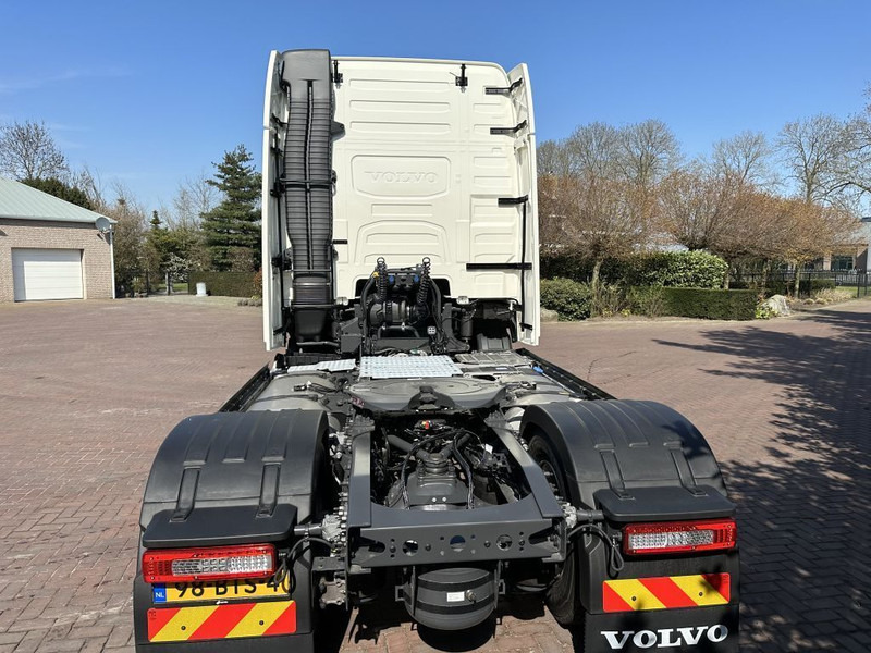 Volvo Volvo FH 500 4x2 ACC I-PARK COOL NEW MODEL FH 500 4x2 - Tractor truck: picture 4 Volvo Volvo FH 500 4x2 ACC I-PARK COOL NEW MODEL FH 500 4x2 - Tractor truck: picture 4