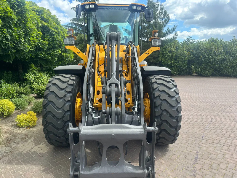 New Wheel loader Volvo L90 H2 2025: picture 7