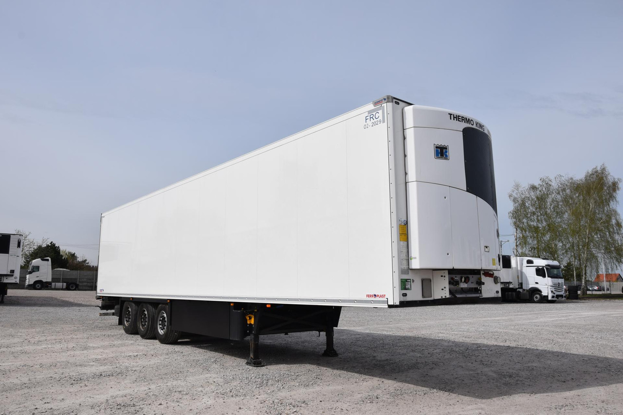 Schmitz Cargobull SKO FP 45 ThermoKing SLXi 300 - Refrigerator semi-trailer: picture 3 Schmitz Cargobull SKO FP 45 ThermoKing SLXi 300 - Refrigerator semi-trailer: picture 3