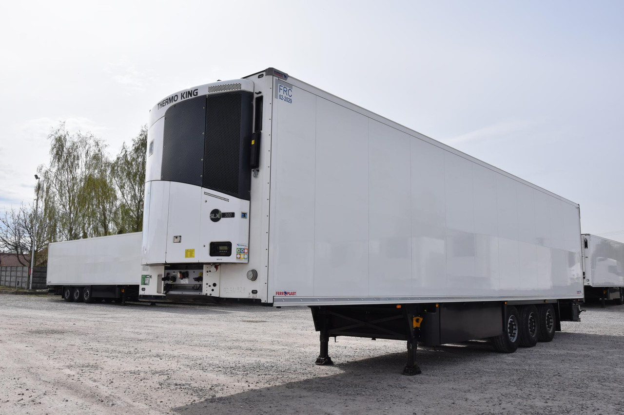 Schmitz Cargobull SKO FP 45 ThermoKing SLXi 300 - Refrigerator semi-trailer: picture 1 Schmitz Cargobull SKO FP 45 ThermoKing SLXi 300 - Refrigerator semi-trailer: picture 1