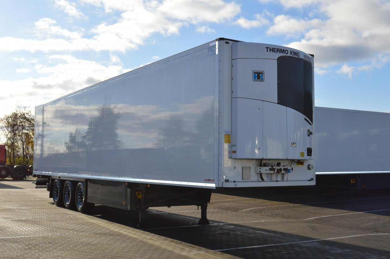 Schmitz Cargobull SKO FP 45 ThermoKing SLXi 300 - Refrigerator semi-trailer: picture 3 Schmitz Cargobull SKO FP 45 ThermoKing SLXi 300 - Refrigerator semi-trailer: picture 3