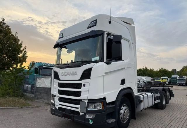 Scania R450 BDF • 6x2 • Euro 6d • Skrętna tylna oś • Retarder • Pod zabudowę • - Cab chassis truck: picture 5 Scania R450 BDF • 6x2 • Euro 6d • Skrętna tylna oś • Retarder • Pod zabudowę • - Cab chassis truck: picture 5