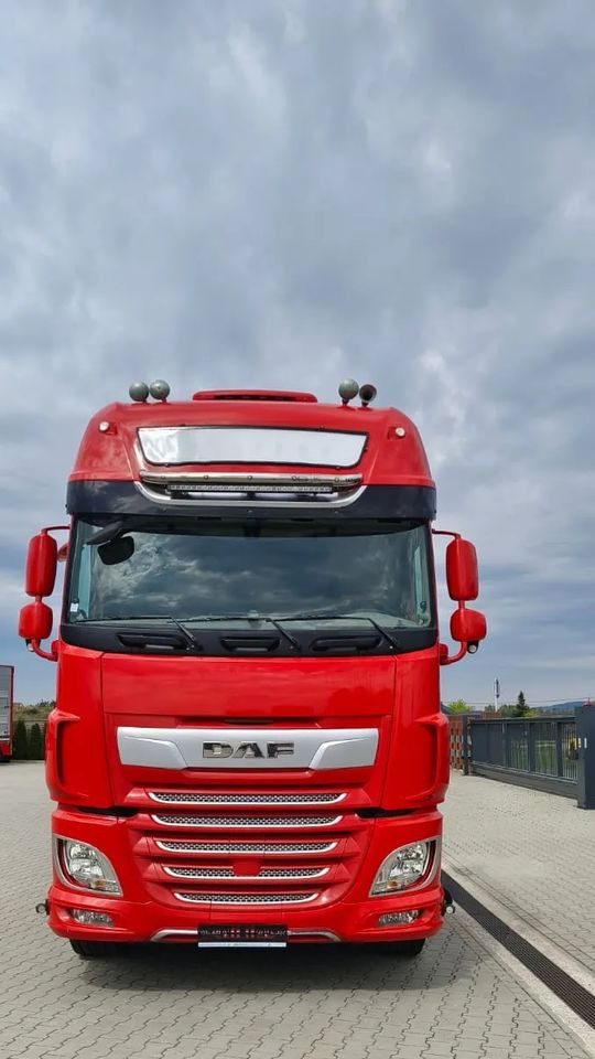 DAF XF 530 Super Space Cab | RETARDER | KLIMATYZACJA | EURO 6 | 2018 | 530 000 km - Tractor truck: picture 4 DAF XF 530 Super Space Cab | RETARDER | KLIMATYZACJA | EURO 6 | 2018 | 530 000 km - Tractor truck: picture 4
