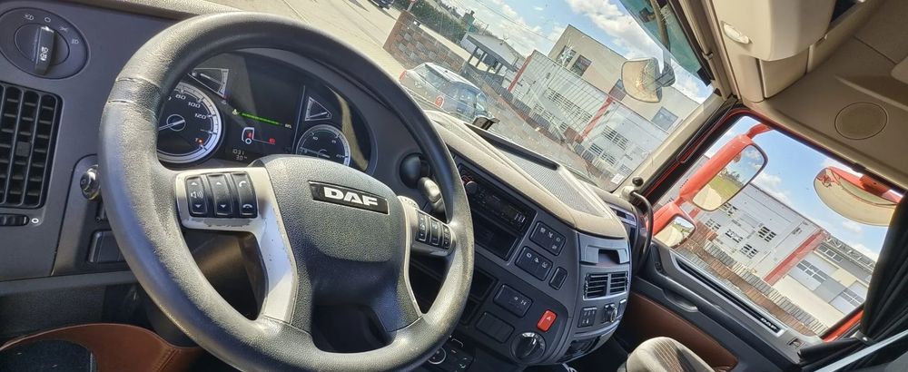 Tractor truck DAF XF SUPER SPACE CAB/RETARDER/EURO6/KLIMATYZACJA: picture 11
