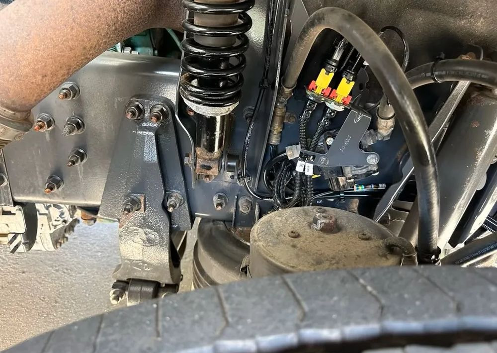 Volvo FM420 6x2 | HDS Atlas AK 186-3 z przestrzenią ładunkową | Euro6 |238 000 km - Dropside/ Flatbed truck, Crane truck: picture 5 Volvo FM420 6x2 | HDS Atlas AK 186-3 z przestrzenią ładunkową | Euro6 |238 000 km - Dropside/ Flatbed truck, Crane truck: picture 5