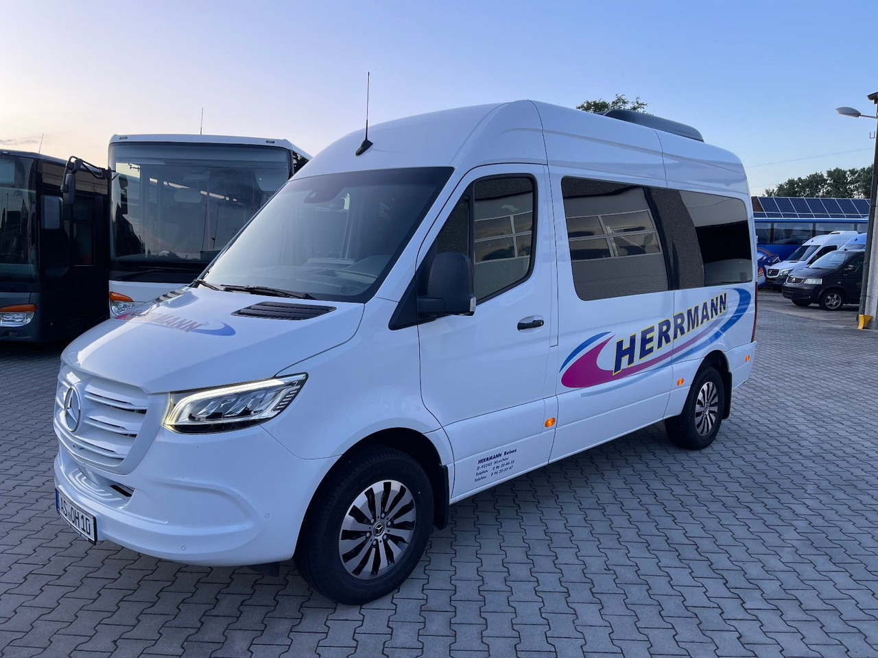 Mercedes-Benz Sprinter Tourer 317 CDI Garantie bis 08.2028 - Minibus, Passenger van: picture 1 Mercedes-Benz Sprinter Tourer 317 CDI Garantie bis 08.2028 - Minibus, Passenger van: picture 1