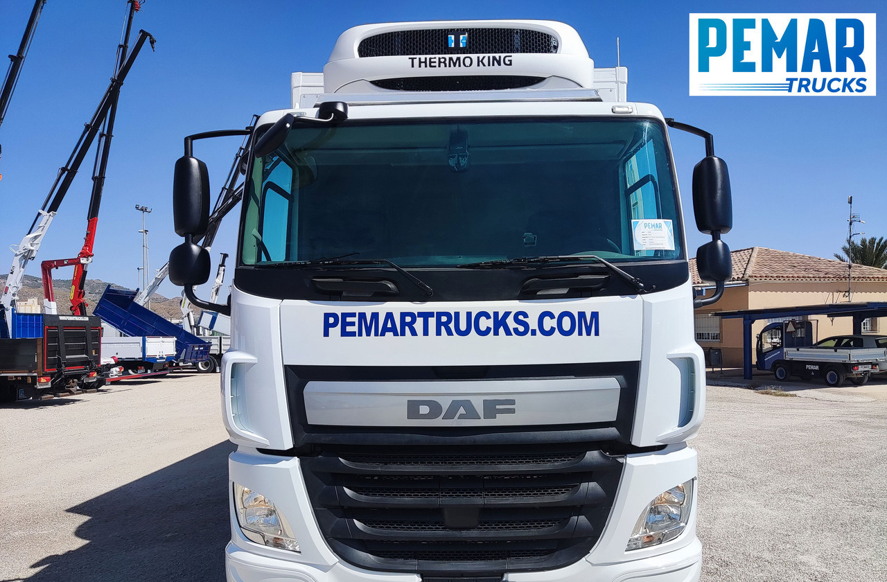 DAF CF 330 FRIGORIFICO 18T - Refrigerator truck: picture 2 DAF CF 330 FRIGORIFICO 18T - Refrigerator truck: picture 2