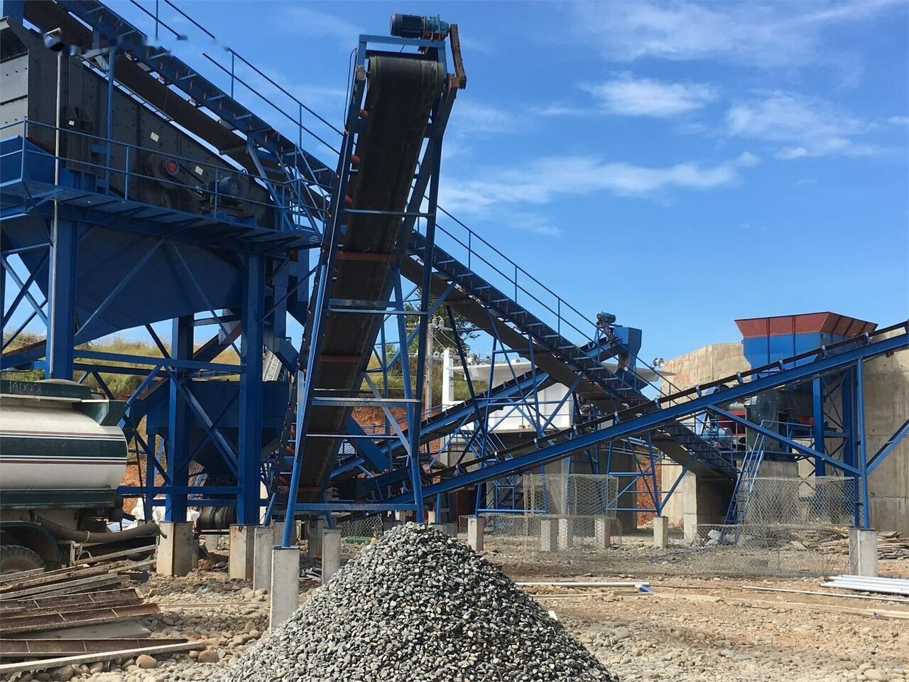 Kinglink 150TPH RIVER STONE CRUSHING PLANT - Jaw crusher: picture 2 Kinglink 150TPH RIVER STONE CRUSHING PLANT - Jaw crusher: picture 2