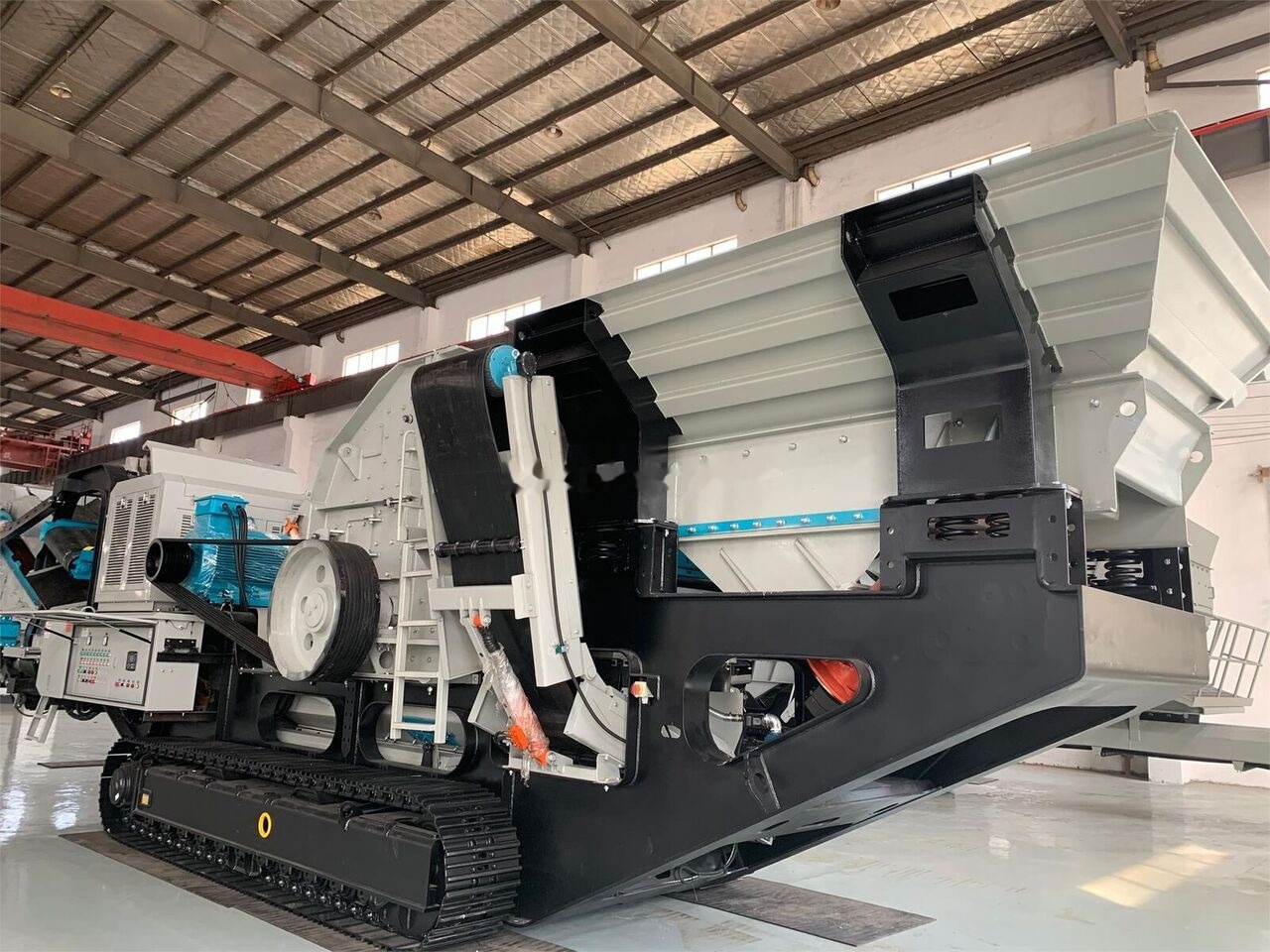 Kinglink KL3S2160F1315 Mobile Impact Crusher - Mobile crusher: picture 5 Kinglink KL3S2160F1315 Mobile Impact Crusher - Mobile crusher: picture 5