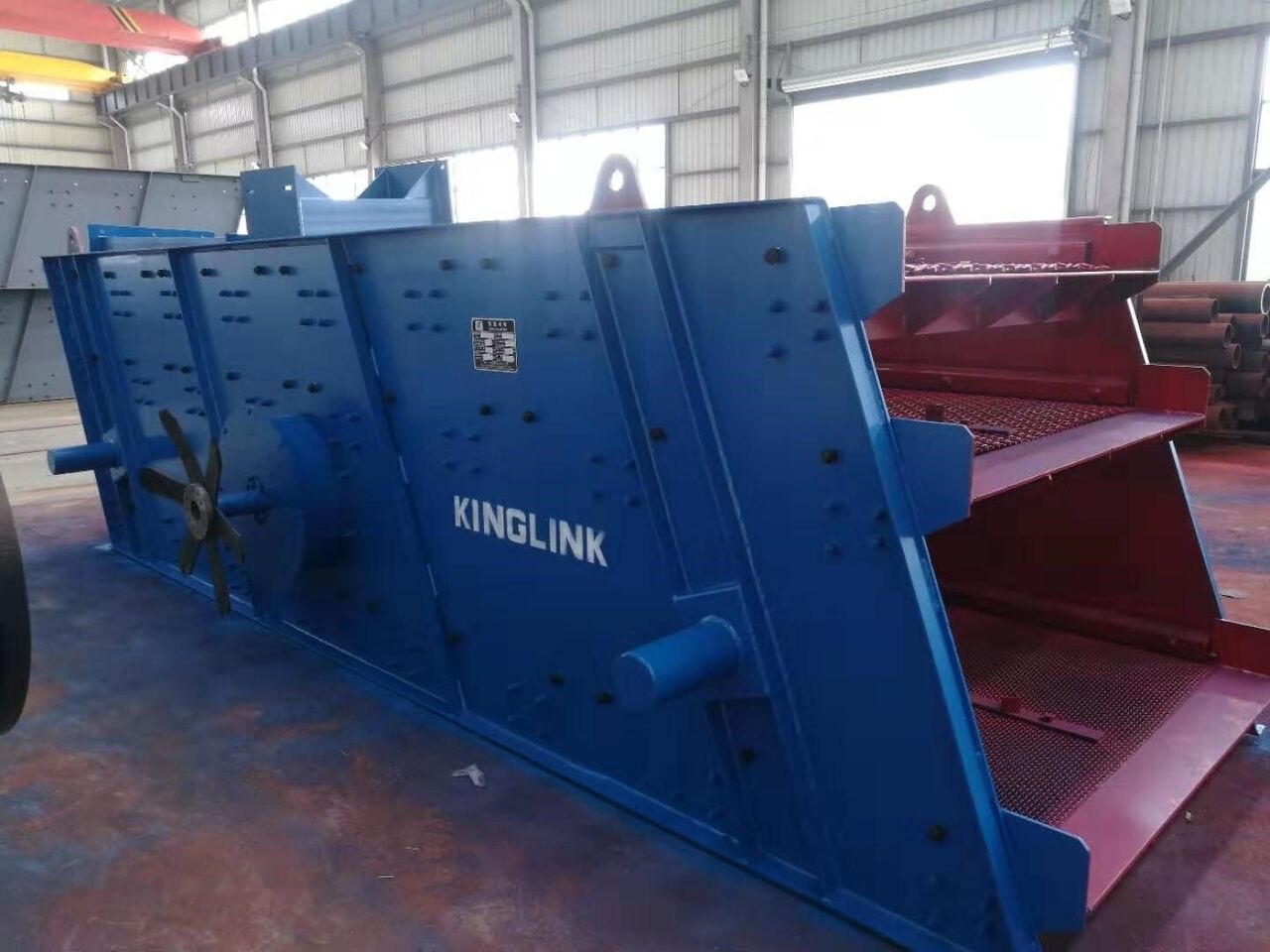 Kinglink Mineral Stone Vibrating Screen 3YK1548 to Chile - Screener: picture 3 Kinglink Mineral Stone Vibrating Screen 3YK1548 to Chile - Screener: picture 3