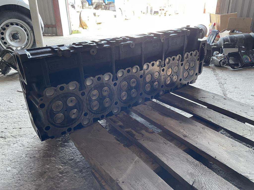 MAN TGA COMMONRAIL D20 - Cylinder head for Truck: picture 5 MAN TGA COMMONRAIL D20 - Cylinder head for Truck: picture 5