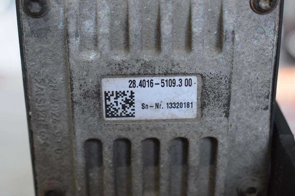 Muffler/ Exhaust system for Truck MERCEDES-BENZ ADBLUE SUPPLY PUMP FOR ACTROS MP4: picture 10 Muffler/ Exhaust system for Truck MERCEDES-BENZ ADBLUE SUPPLY PUMP FOR ACTROS MP4: picture 10