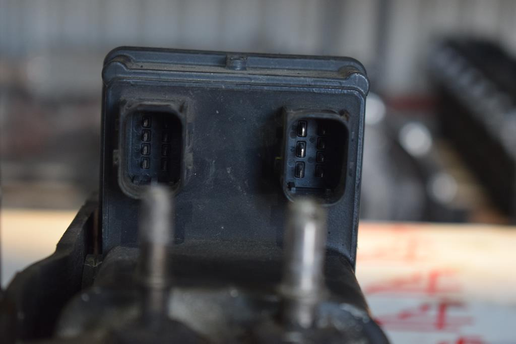 Muffler/ Exhaust system for Truck MERCEDES-BENZ ADBLUE SUPPLY PUMP FOR ACTROS MP4: picture 9 Muffler/ Exhaust system for Truck MERCEDES-BENZ ADBLUE SUPPLY PUMP FOR ACTROS MP4: picture 9