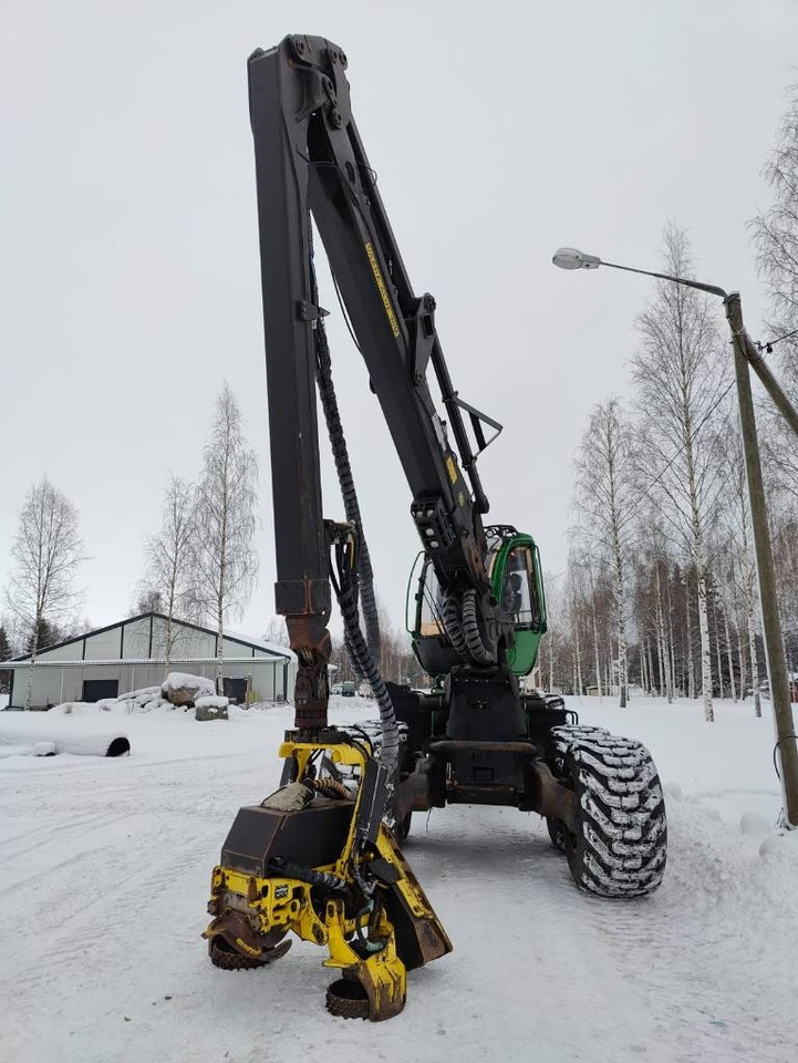 Forestry harvester John Deere 1270 G: picture 8 Forestry harvester John Deere 1270 G: picture 8
