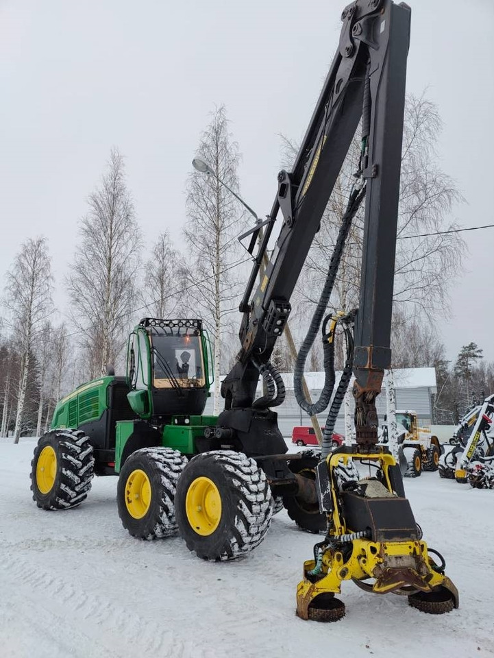 Forestry harvester John Deere 1270 G: picture 7 Forestry harvester John Deere 1270 G: picture 7