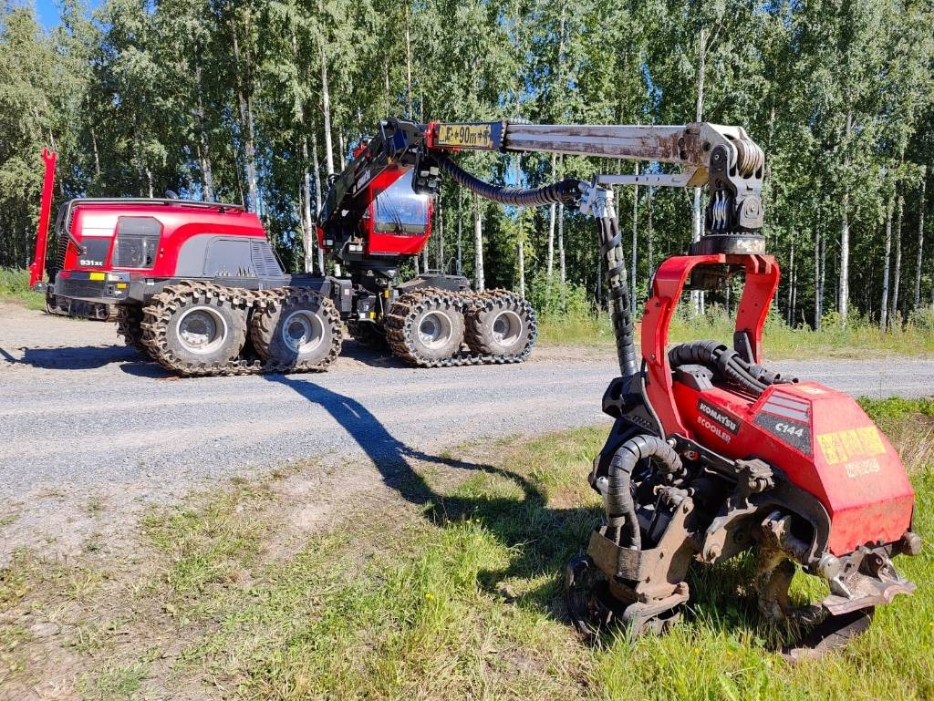 Forestry harvester Komatsu 931 XC: picture 7