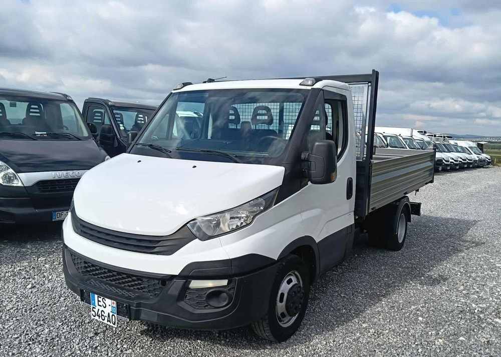Iveco DAILY 35C14, 35C13, 35C12, 35C15 - Tipper van: picture 4 Iveco DAILY 35C14, 35C13, 35C12, 35C15 - Tipper van: picture 4