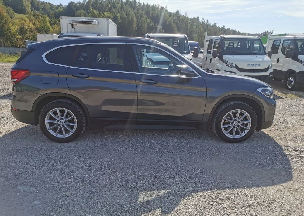 BMW X1 sDrive16d - Car: picture 4 BMW X1 sDrive16d - Car: picture 4