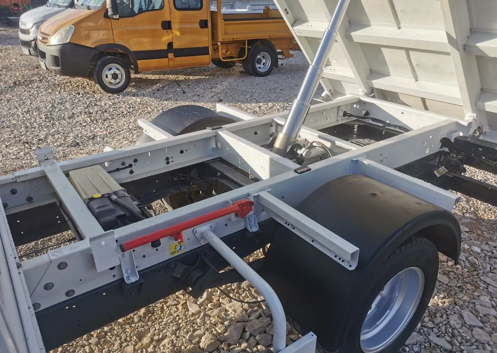 Tipper van Iveco Daily 35C14 Brygadówka 35-140 wywrotka kiper doka Dubel: picture 9 Tipper van Iveco Daily 35C14 Brygadówka 35-140 wywrotka kiper doka Dubel: picture 9