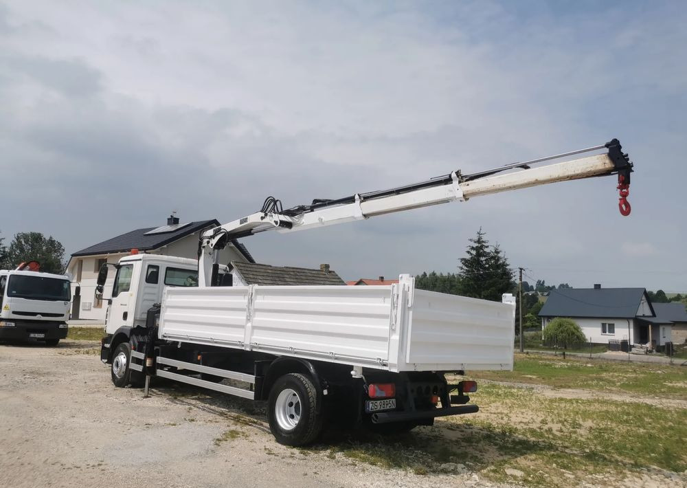 MAN TGM 15.240 Żuraw HDS HIAB + kiper wywrotka + Płyta czołowa Mały przebieg Klima - Tipper: picture 3 MAN TGM 15.240 Żuraw HDS HIAB + kiper wywrotka + Płyta czołowa Mały przebieg Klima - Tipper: picture 3