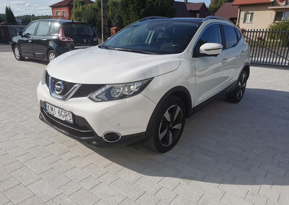 Nissan Qashqai 1.2 DIG-T N-Connecta EU6 - SUV: picture 1 Nissan Qashqai 1.2 DIG-T N-Connecta EU6 - SUV: picture 1