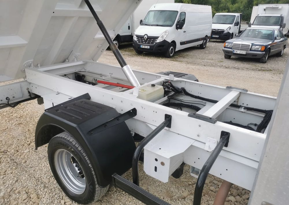 Tipper van Renault Master Kiper wywrotka 2.3-145KM Hak Bliźniak klimatyzacja Kamera cofania: picture 8 Tipper van Renault Master Kiper wywrotka 2.3-145KM Hak Bliźniak klimatyzacja Kamera cofania: picture 8