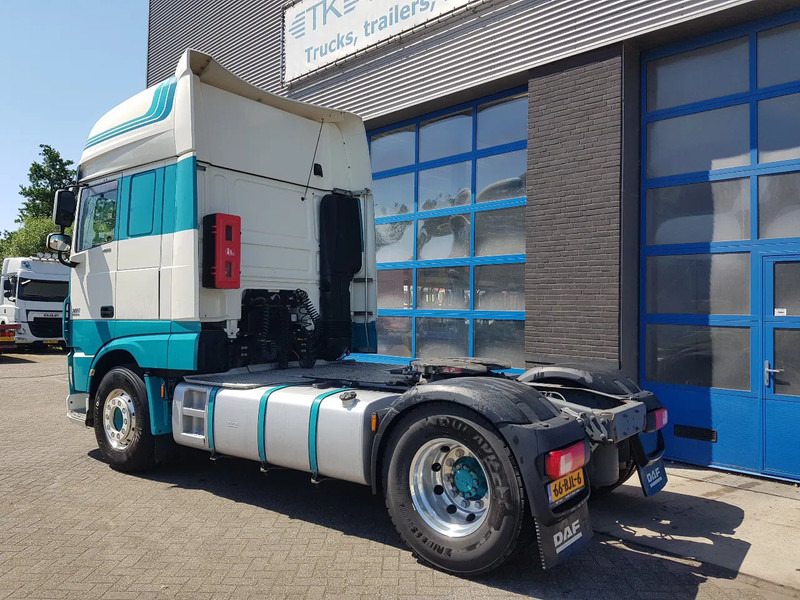 DAF XF 460 XF 460 ADR EX/II, EX/III, FL,OX and AT Leather Int. Night Airco - Tractor truck: picture 4 DAF XF 460 XF 460 ADR EX/II, EX/III, FL,OX and AT Leather Int. Night Airco - Tractor truck: picture 4