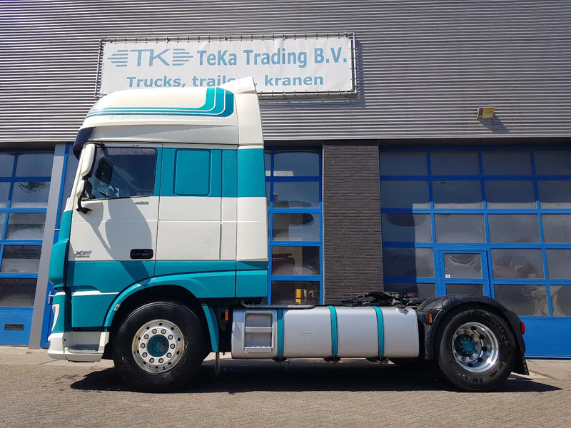 DAF XF 460 XF 460 ADR EX/II, EX/III, FL,OX and AT Leather Int. Night Airco - Tractor truck: picture 3 DAF XF 460 XF 460 ADR EX/II, EX/III, FL,OX and AT Leather Int. Night Airco - Tractor truck: picture 3