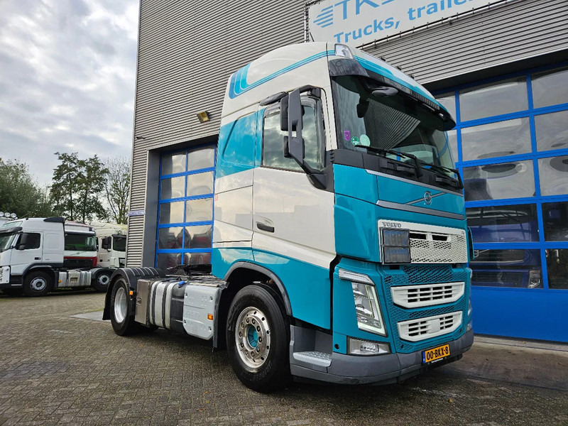 Volvo FH 460 ADR EX/II, EX/III, FL and AT. I-Parc Cool Apk 5-2026 Smart Tacho Pto - Tractor truck: picture 5 Volvo FH 460 ADR EX/II, EX/III, FL and AT. I-Parc Cool Apk 5-2026 Smart Tacho Pto - Tractor truck: picture 5