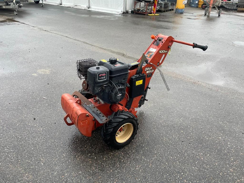 Ditch Witch 100SX - Vibroplate: picture 1 Ditch Witch 100SX - Vibroplate: picture 1