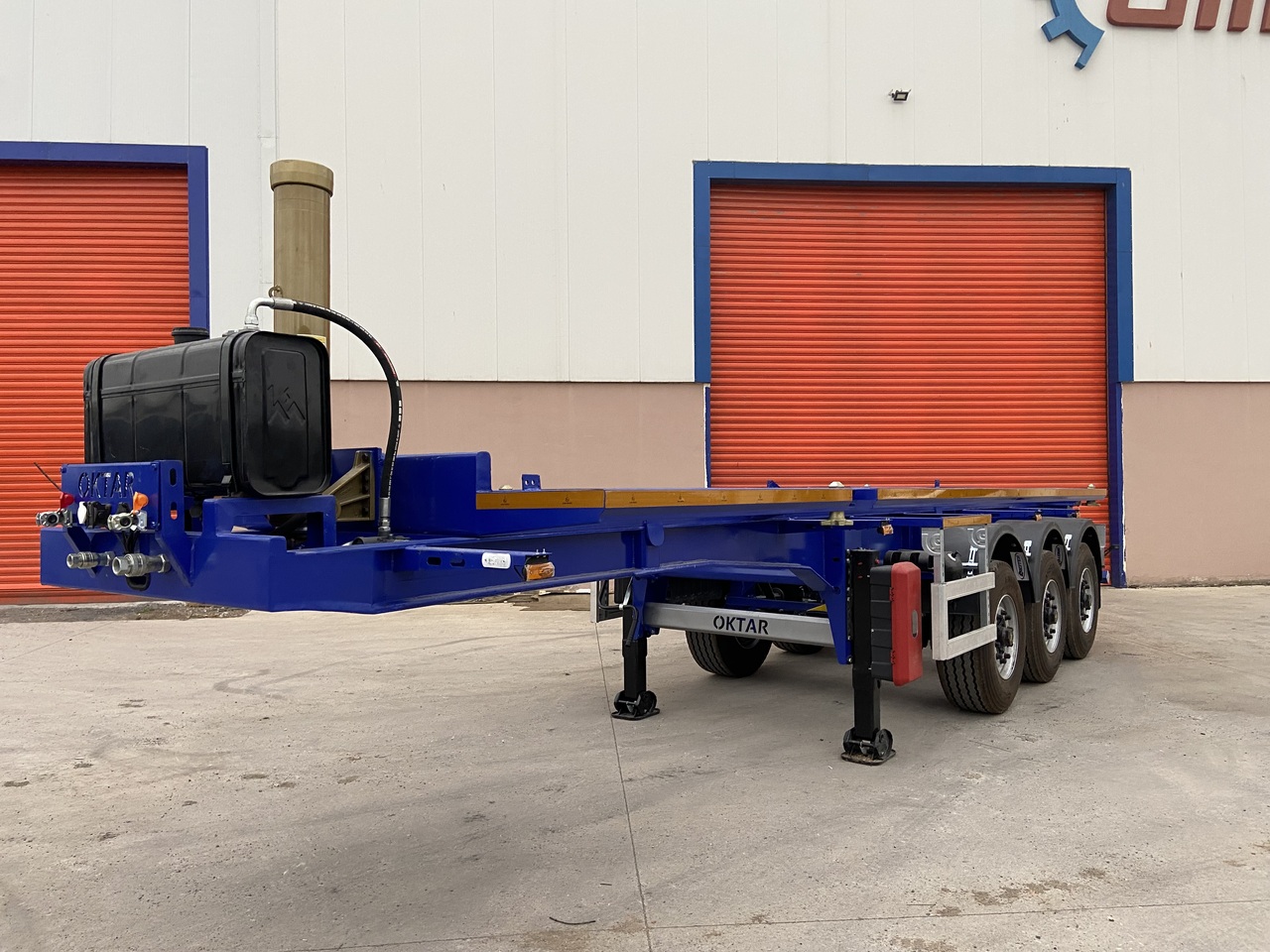 OKTAR CONTAINER TIPPER TRAILER ADR 2025 - Container transporter/ Swap body semi-trailer: picture 4 OKTAR CONTAINER TIPPER TRAILER ADR 2025 - Container transporter/ Swap body semi-trailer: picture 4