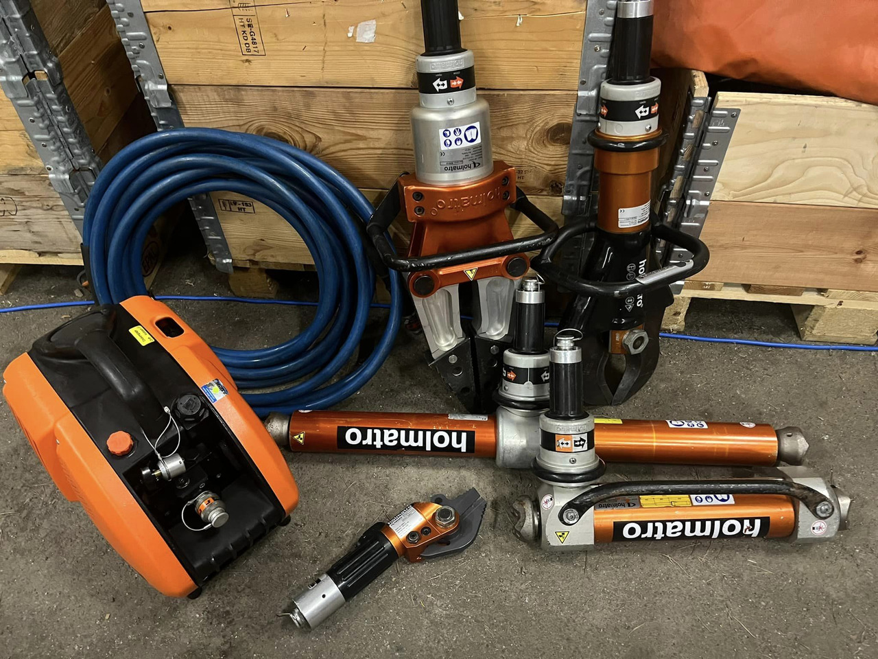 Holmatro PPU15 C - Jaws of life - Fire truck: picture 1 Holmatro PPU15 C - Jaws of life - Fire truck: picture 1