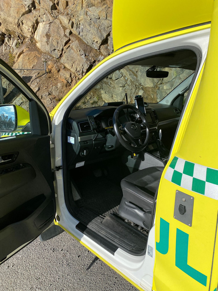 Ambulance VOLKSWAGEN Amarok XL 4motions: picture 7 Ambulance VOLKSWAGEN Amarok XL 4motions: picture 7