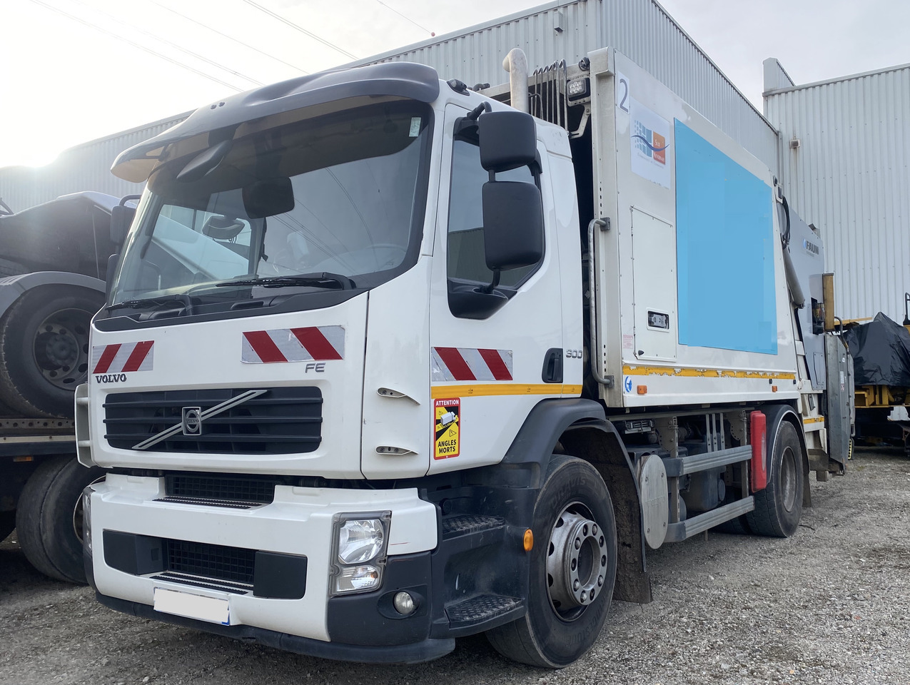 Volvo FE300 FAUN Müllwagen Garbage 2-Kammern Eu5 Top Zustand - Garbage truck: picture 1 Volvo FE300 FAUN Müllwagen Garbage 2-Kammern Eu5 Top Zustand - Garbage truck: picture 1