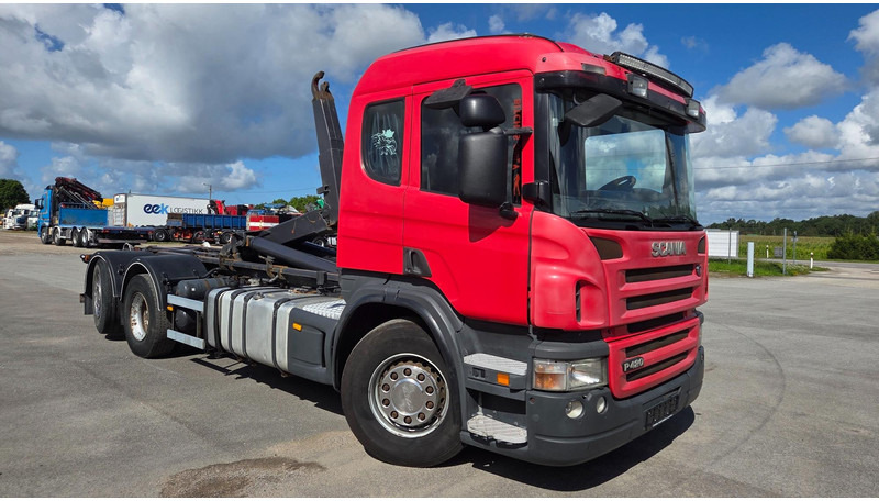 Scania P420 6X2*4 - Hook lift truck: picture 2 Scania P420 6X2*4 - Hook lift truck: picture 2